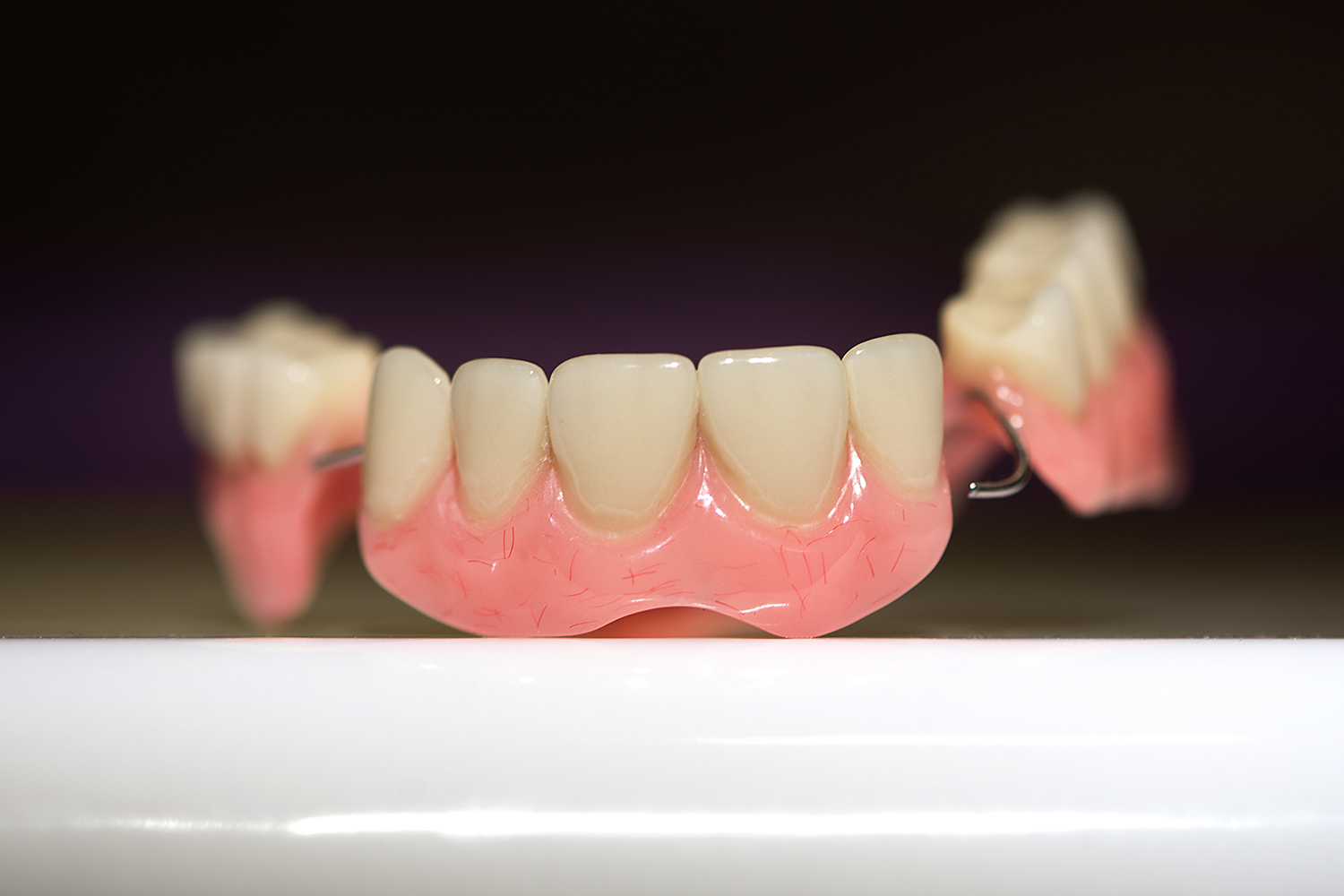 false-teeth-prosthetic-close-up-dental-healthcare-2026-09-23-22-02-24-utc